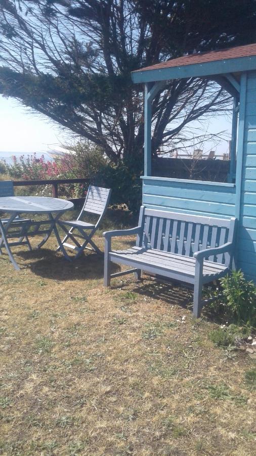Beachfront Studio Певънси Екстериор снимка